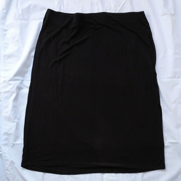 3 Pull On Knit Skirts Plus 2X - Picture 2 of 4